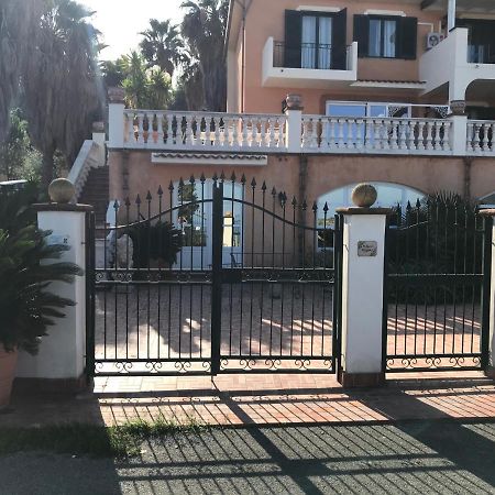 Villa Grace Патти Экстерьер фото