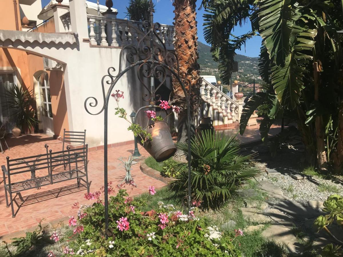 Villa Grace Патти Экстерьер фото