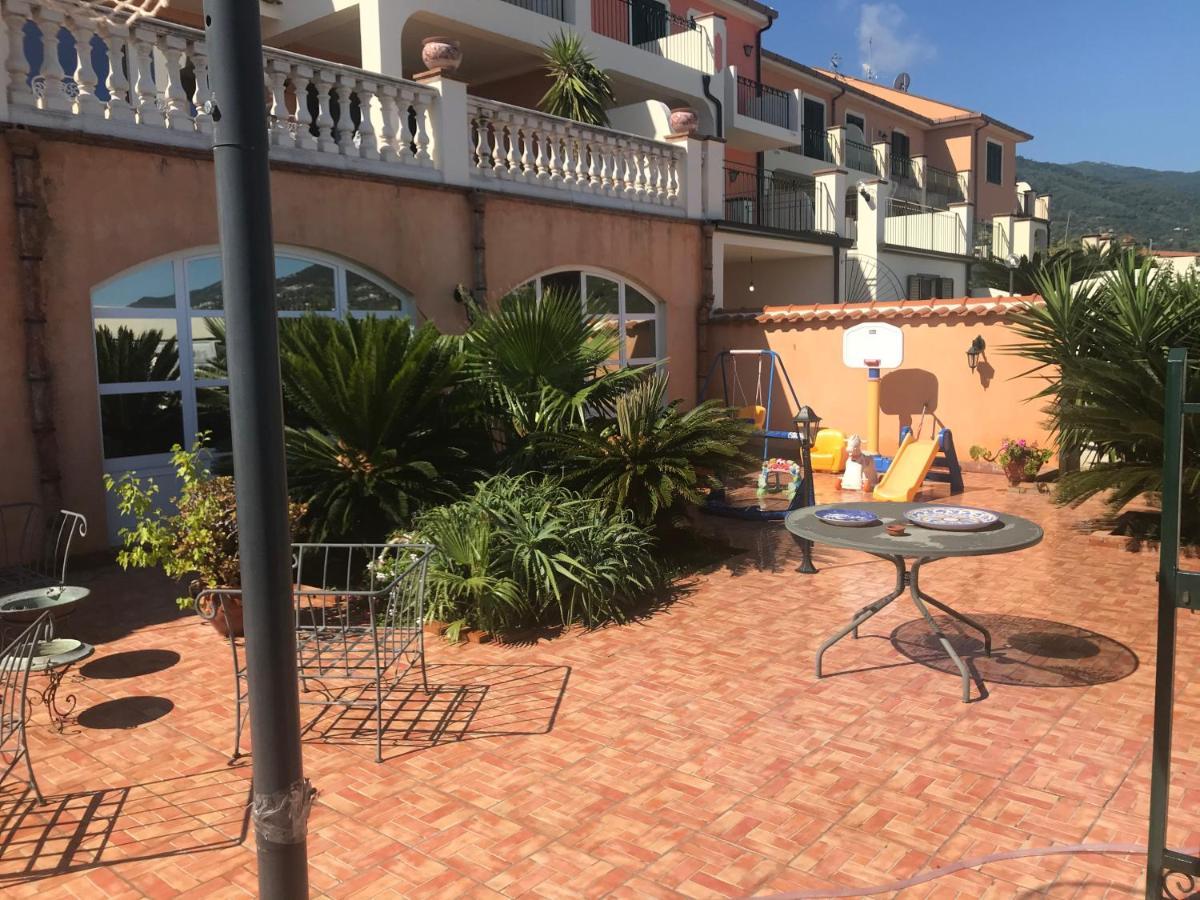 Villa Grace Патти Экстерьер фото